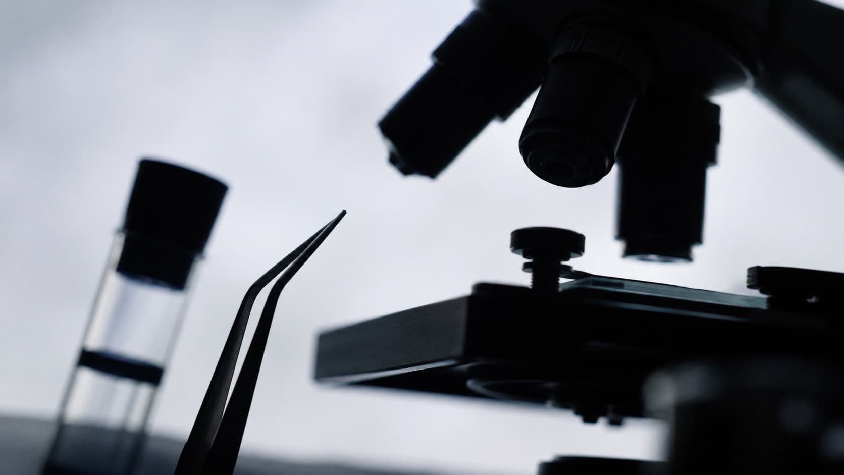 Laboratory microscope used for Mantality Health diagnostic panels
